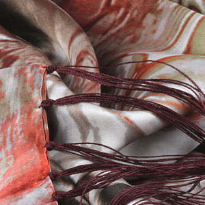 The detailed picture of Long Fringed Silk Scarves Silk Scarf Painting 